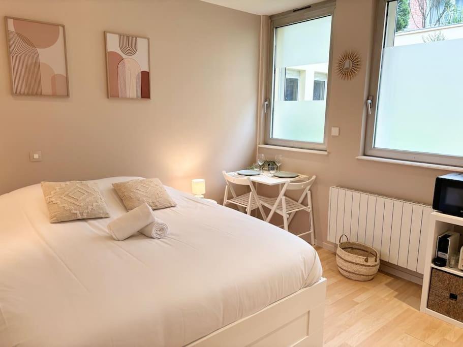 Vieux-lille - 2 Personnes Apartment